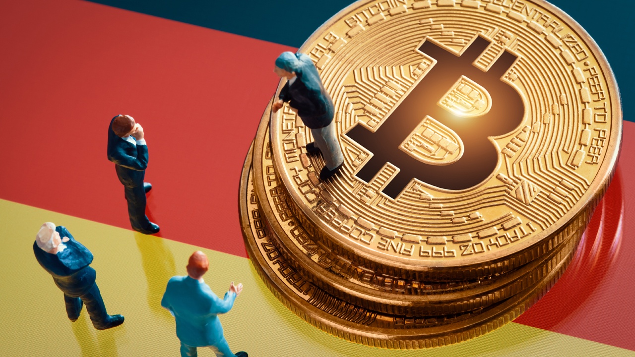 Major Players Leading Bitcoin Institutional Adoption